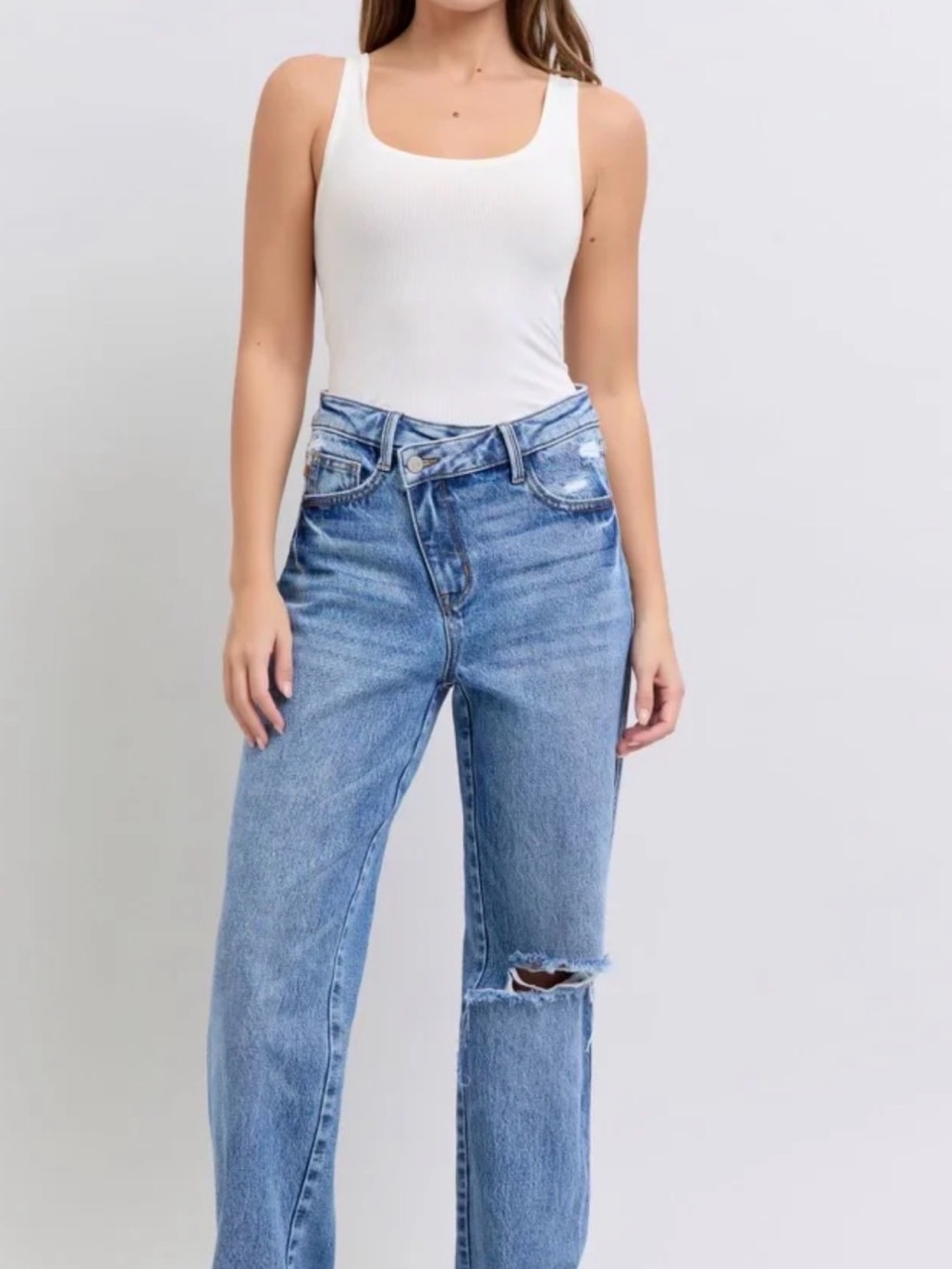 Judy Blue Light Blue Straight Leg Jeans with Knee Rip